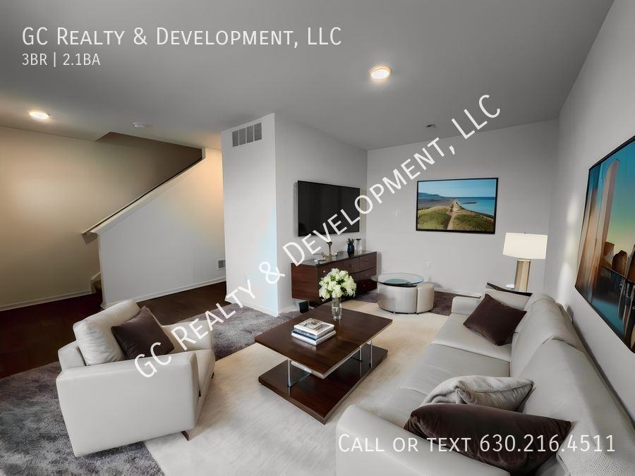 1458 Yosemite Way - Photo 2 of 40