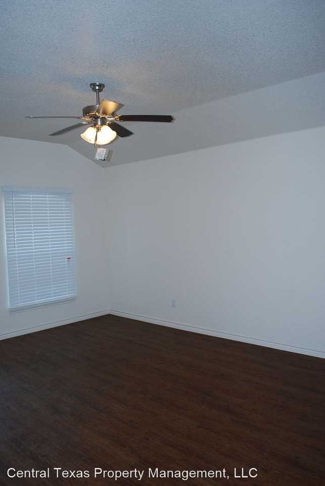 4705 Waterproof Dr. - Photo 3 of 23