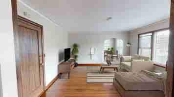 featured image of 527 1st Ave N