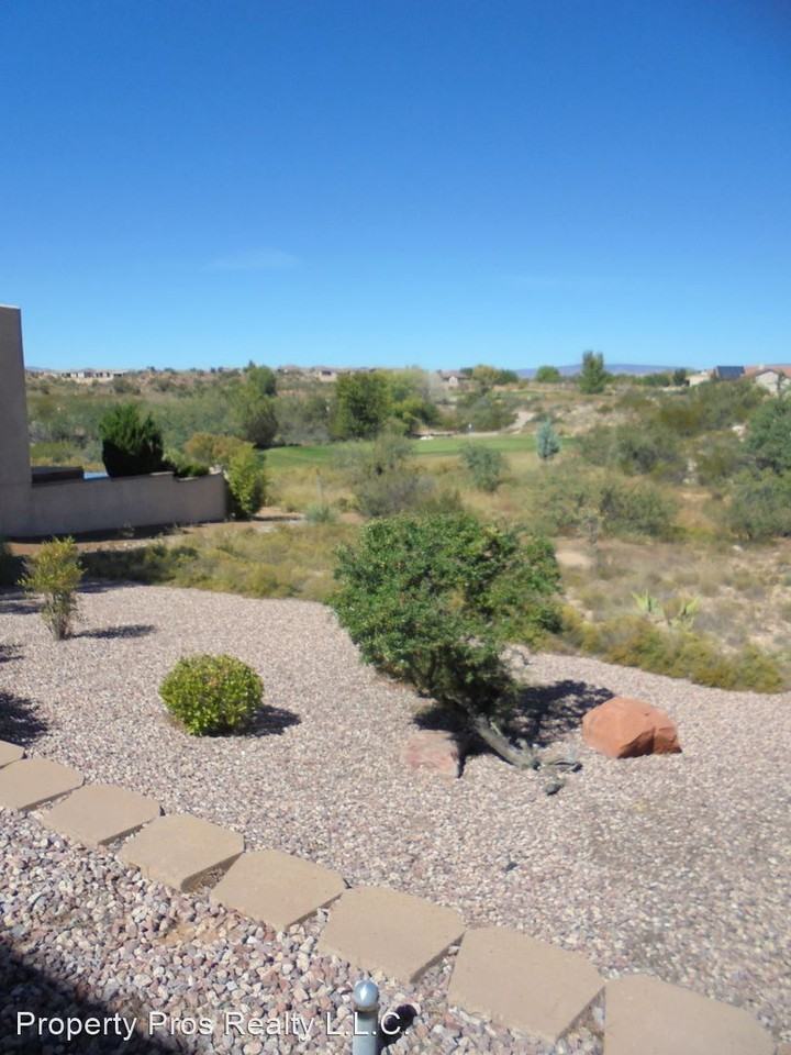 4300 4300 W. Hogan Dr. - Furnished Rental - Photo 2 of 20