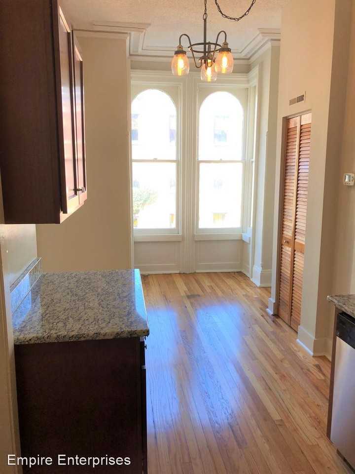 Madison / South Swan - Photo 2 of 10