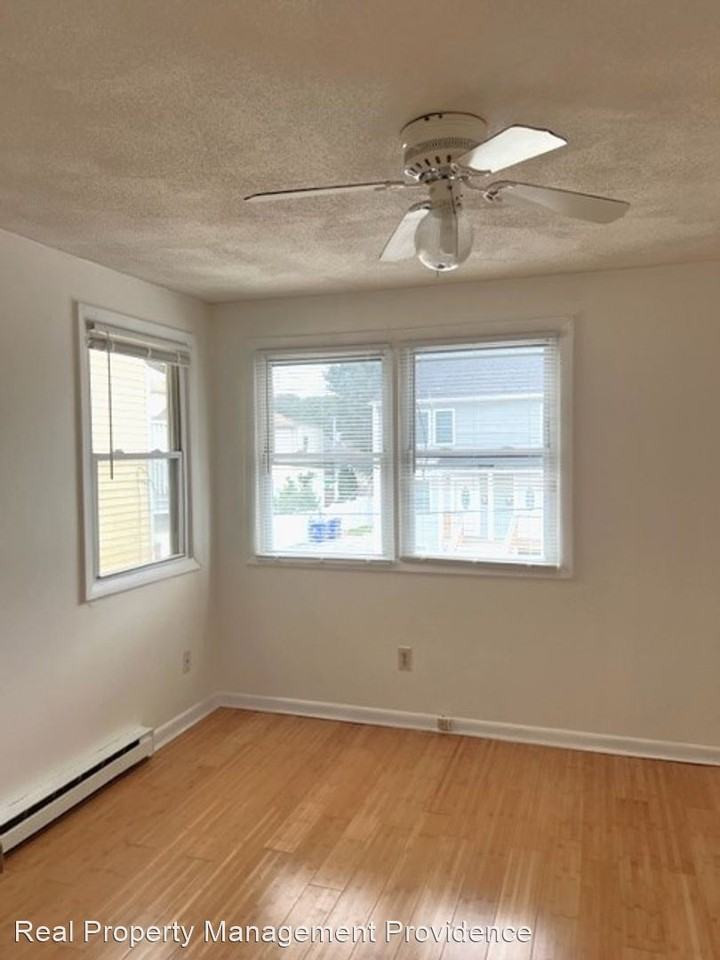 17 - 19 Klondike Street - Photo 3 of 7