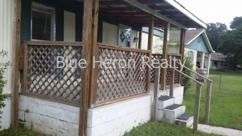 631 N 9th St - Photo 2 of 4