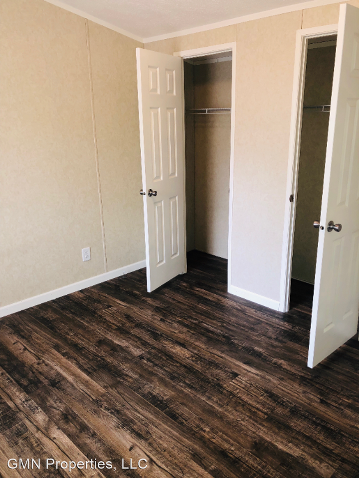 50 Via Roma - Photo 2 of 11