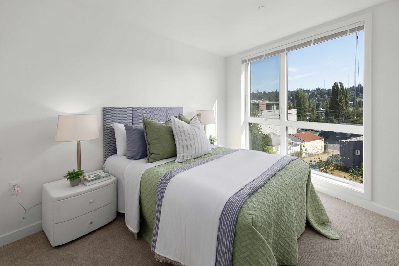 The Waterway Building - Photo 4 of 18