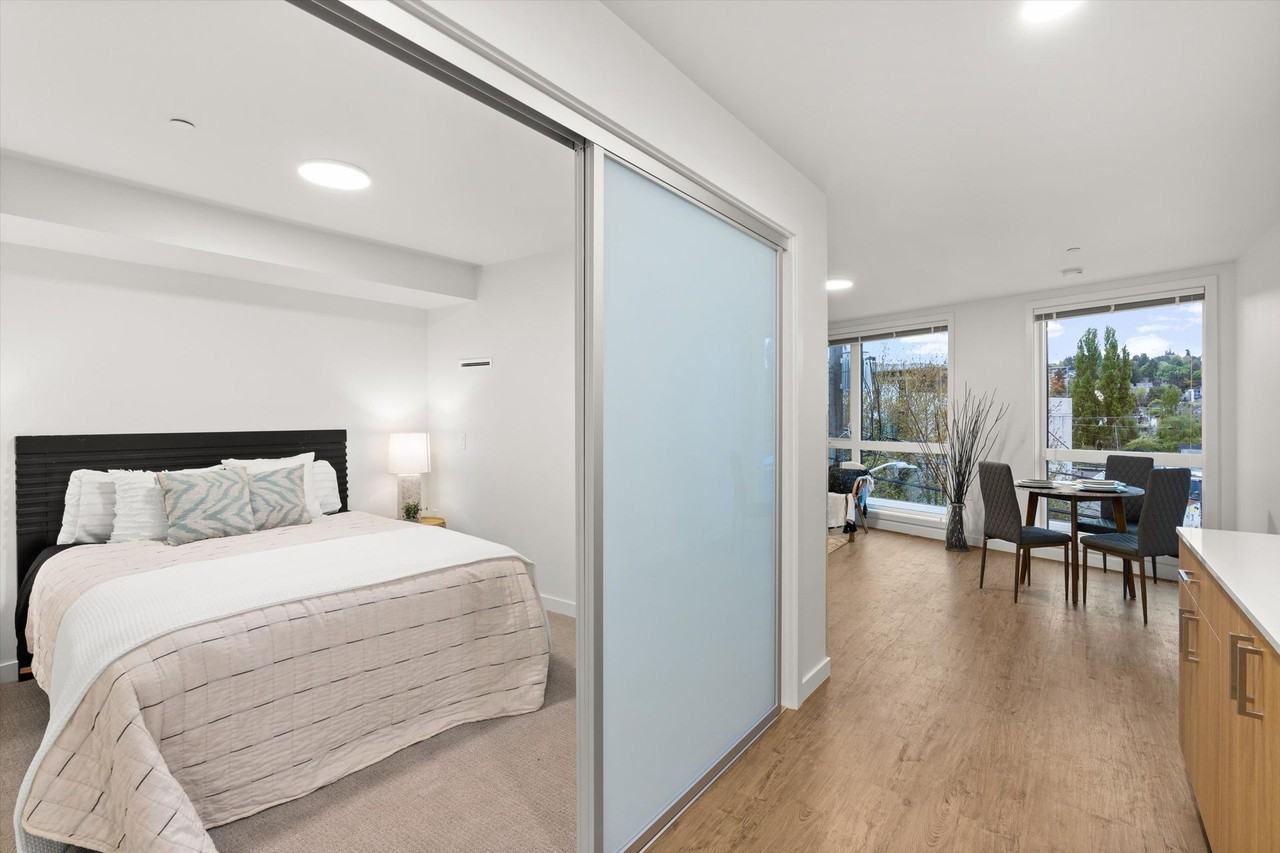 The Waterway Building - Photo 6 of 18