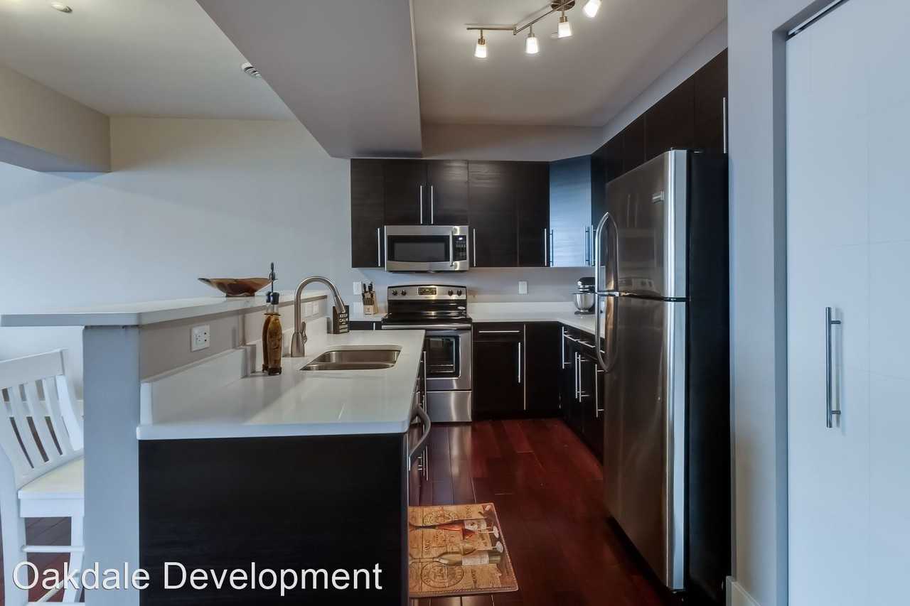 2933 Mary Street - Photo 2 of 50