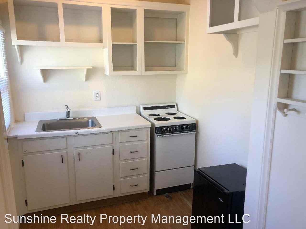 405 W Davis St - Photo 3 of 32