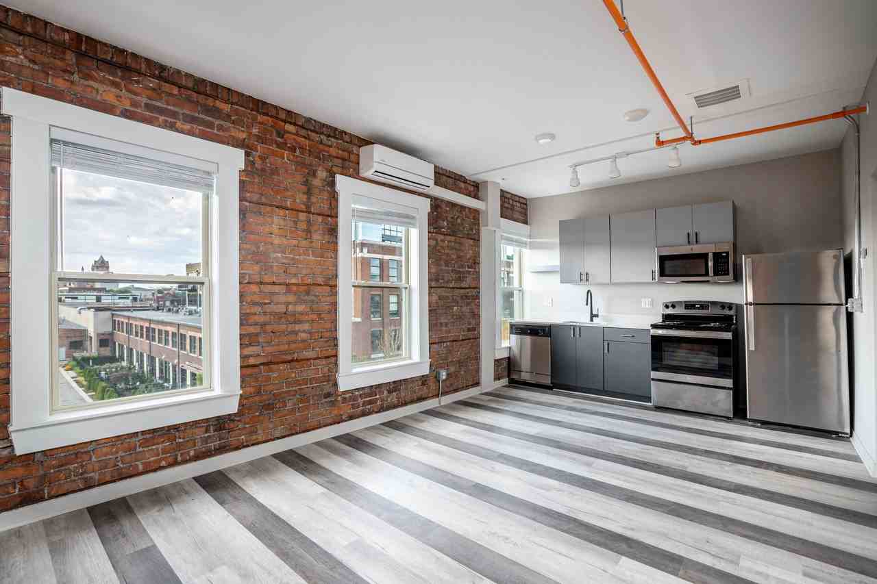 The Lindley - Photo 2 of 19