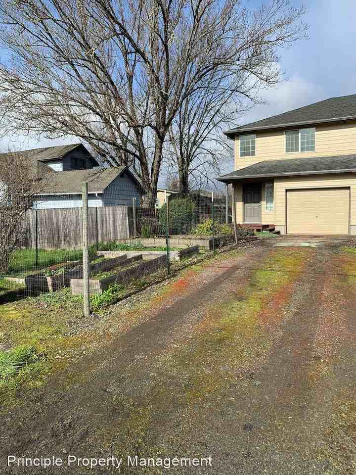 1215/1217 Monroe Street - Photo 2 of 27