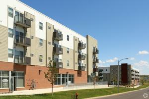 featured image of 705 E Highland Dr