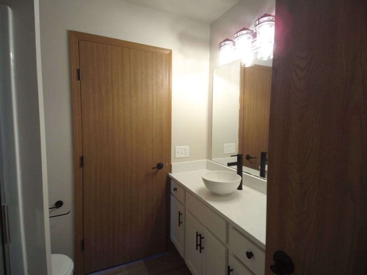 Shady Lane Apartments - Photo 5 of 12