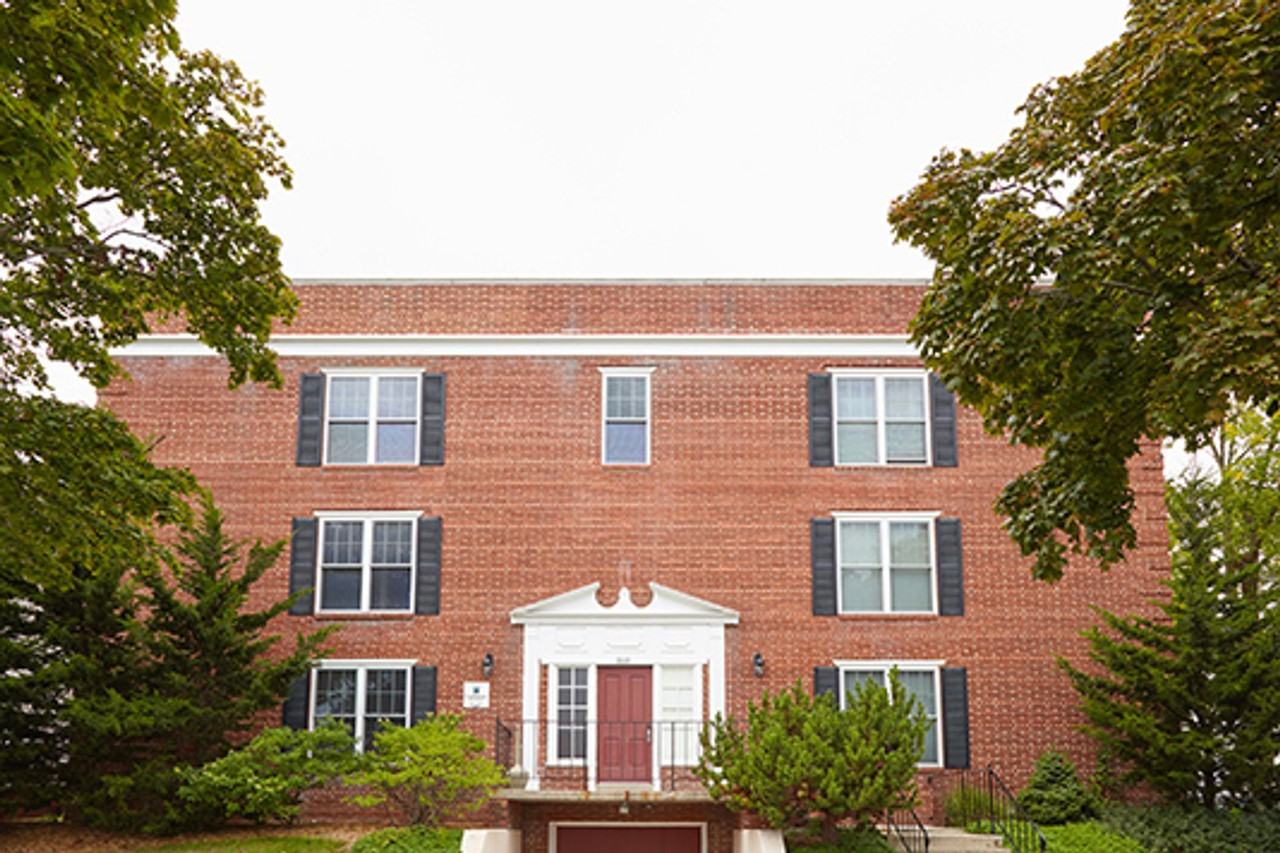 2443 N Murray Apartments in Murray Hill, Milwaukee, WI 53211 Zumper