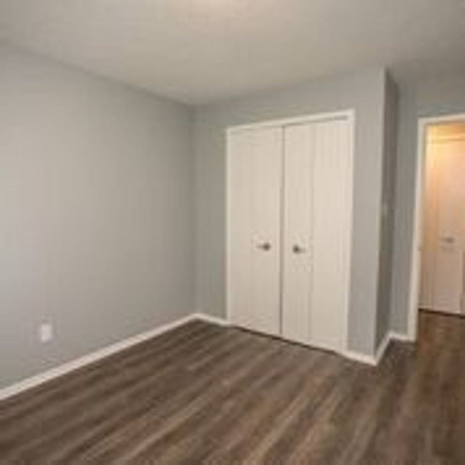 5850 West 130th Street - Photo 2 of 23