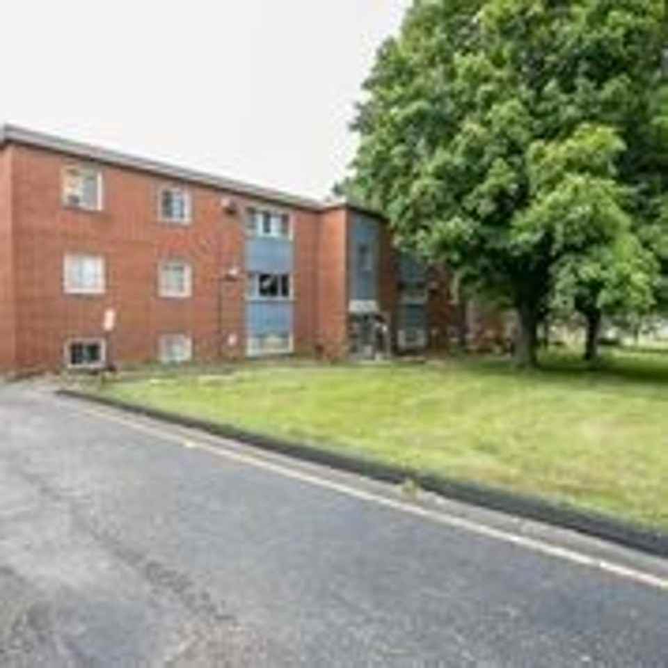 5850 West 130th Street - Photo 6 of 23