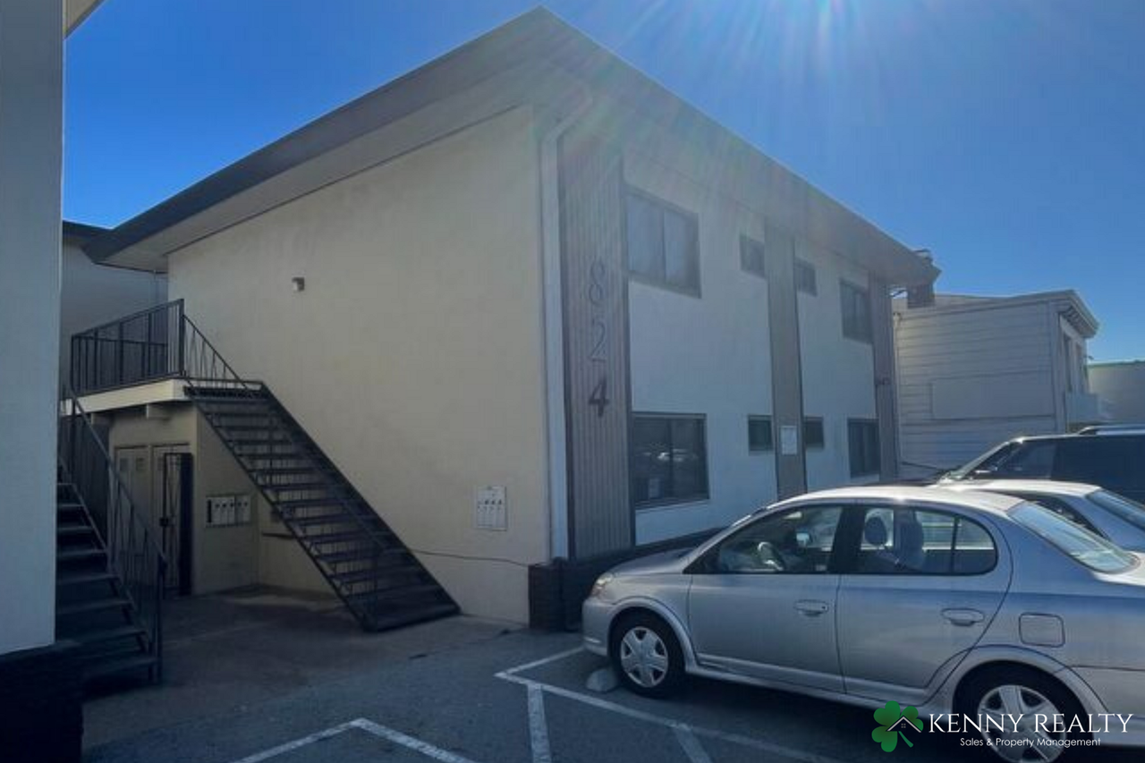 El Camino / Hensley ELCA01 - 104 - Photo 2 of 8