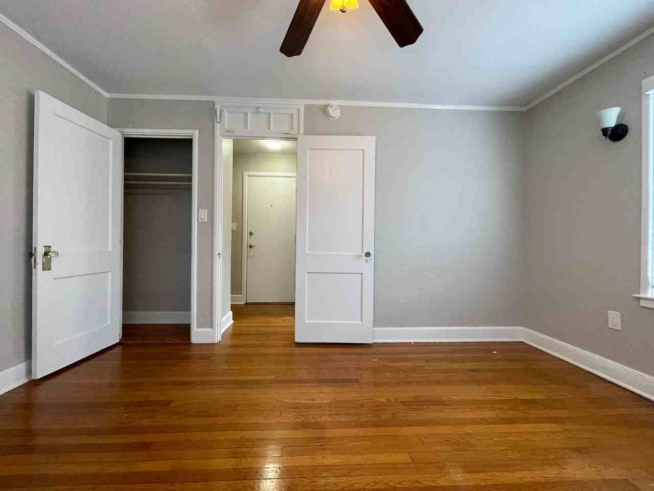 Lake Eola Heights Apartments | 1 & 2 Bedroom Apartments in Orlando, FL - Photo 2 of 10