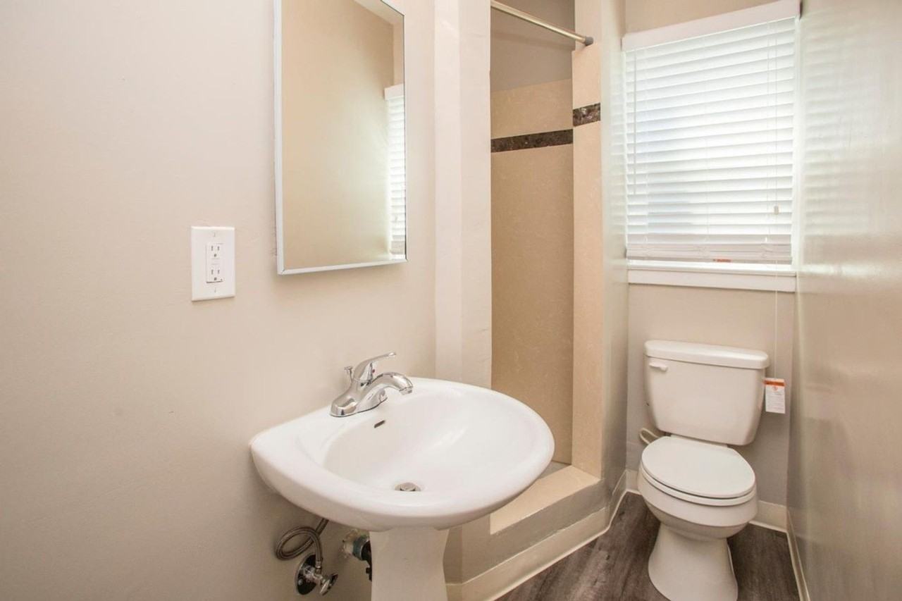 210 - 45 N 8th St - Photo 6 of 6