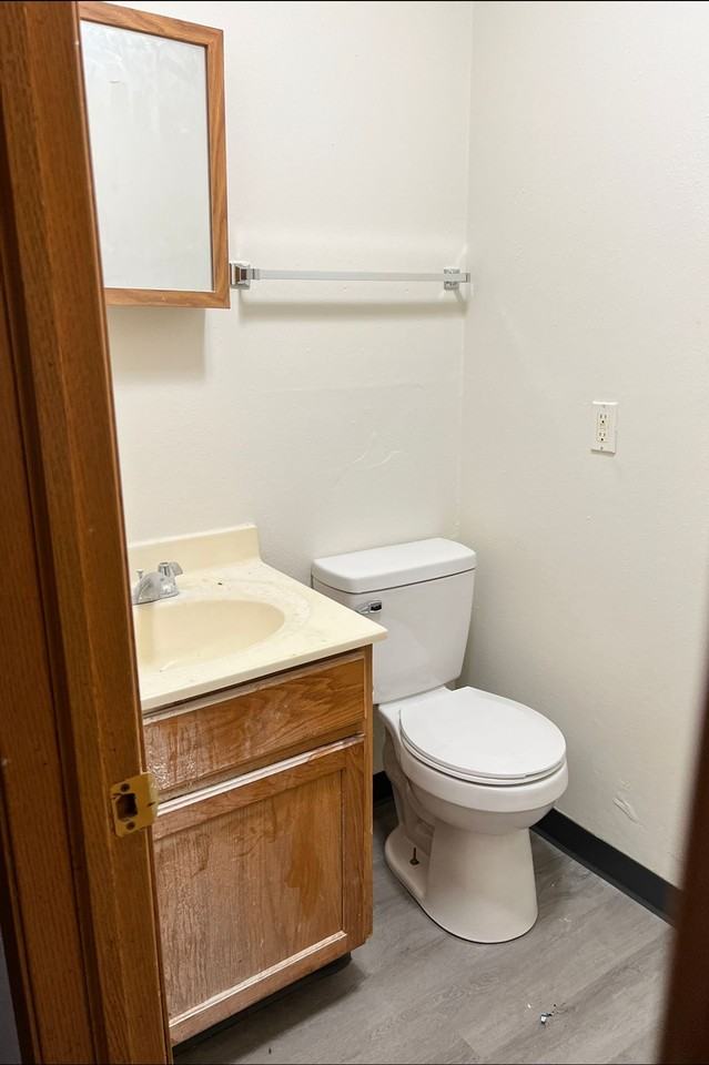 3 Bd Townhome - Photo 3 of 13