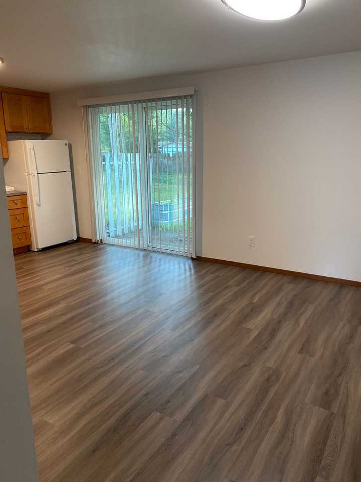 SPANAWAY DUPLEXES Apartments 16001 11th Avenue Ct E, Spanaway, WA