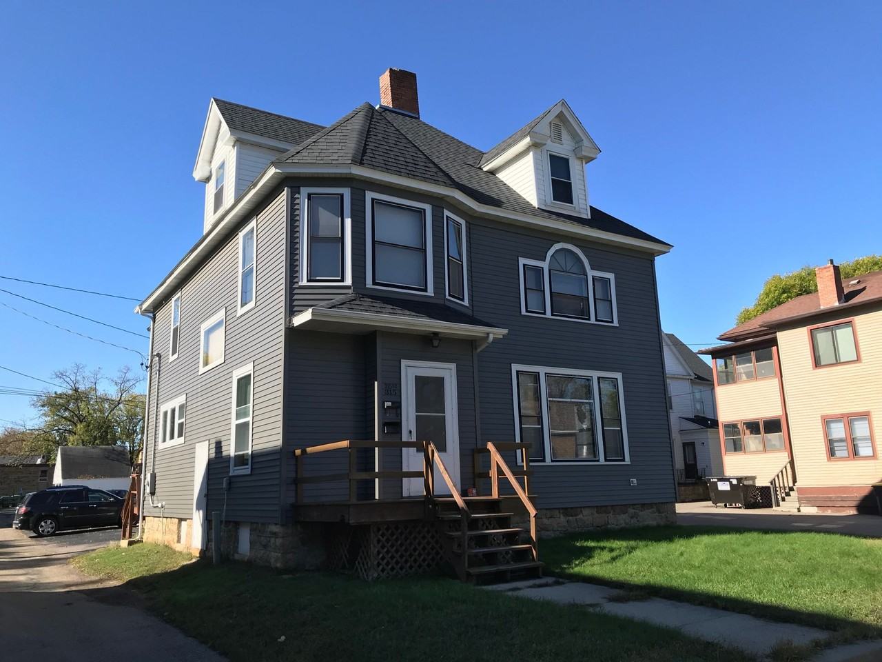 315 East Cherry - Photo 2 of 2