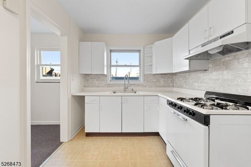 836 Van Houten Ave - Photo 3 of 30