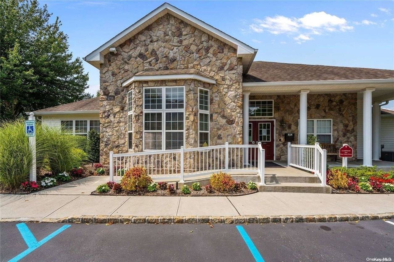 80 Deer Valley Dr - Photo 3 of 20