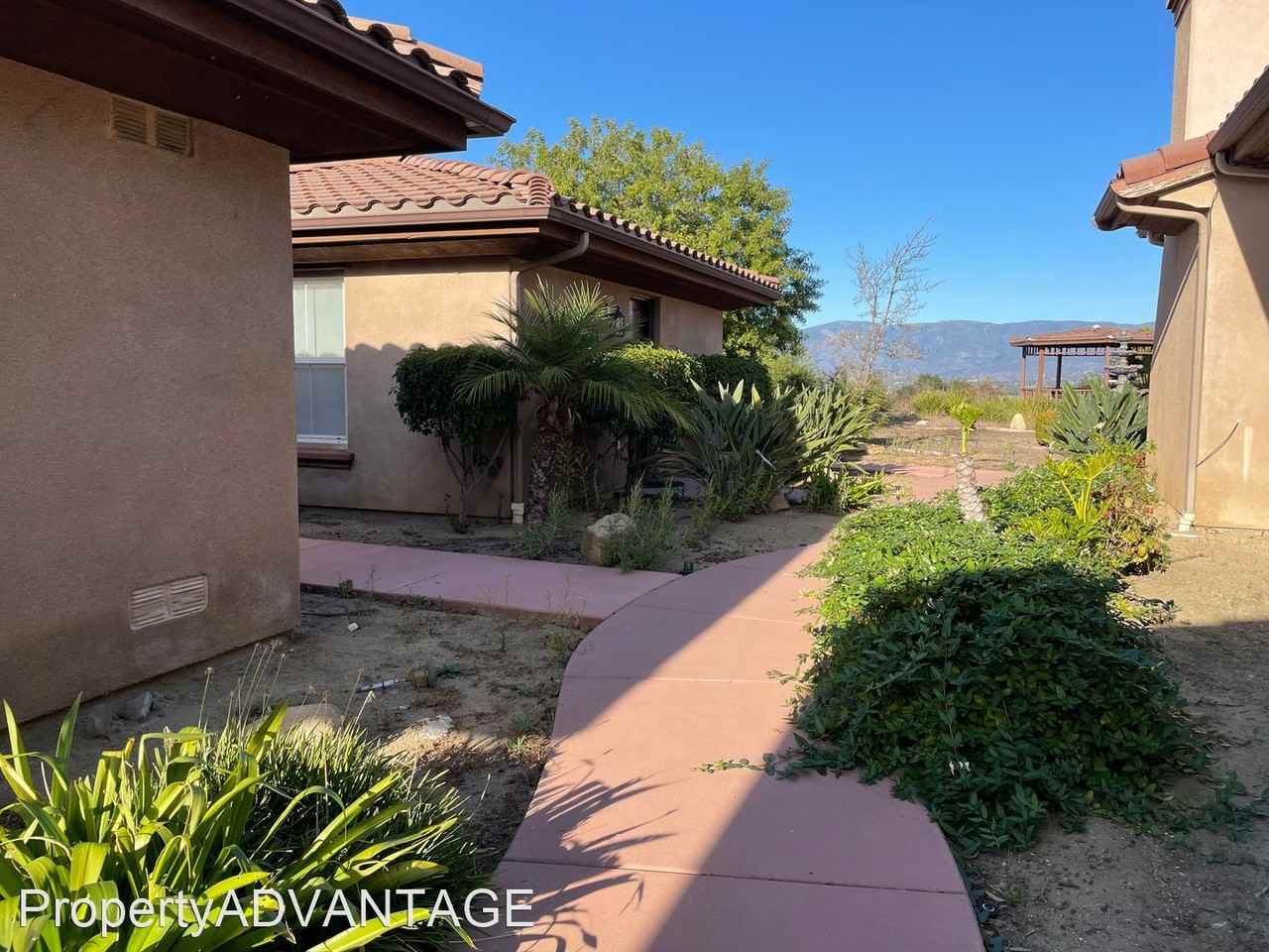 27157 Tumbleweed Trail A & B - Photo 2 of 9