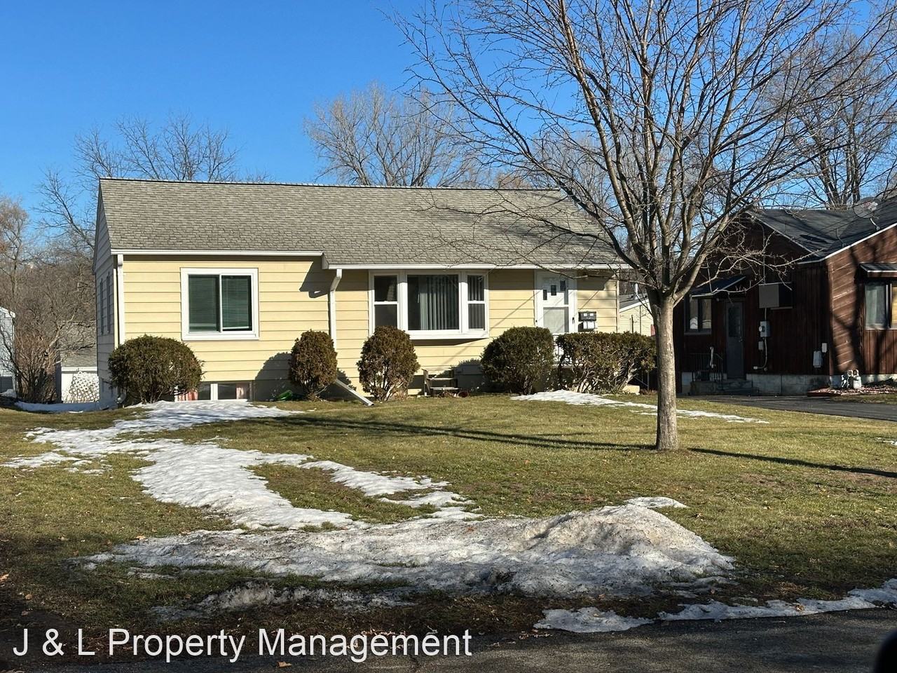 1413 5th St Ne - Photo 3 of 11