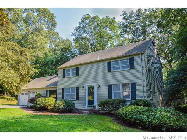 18 Wychwood Rd - Photo 2 of 11