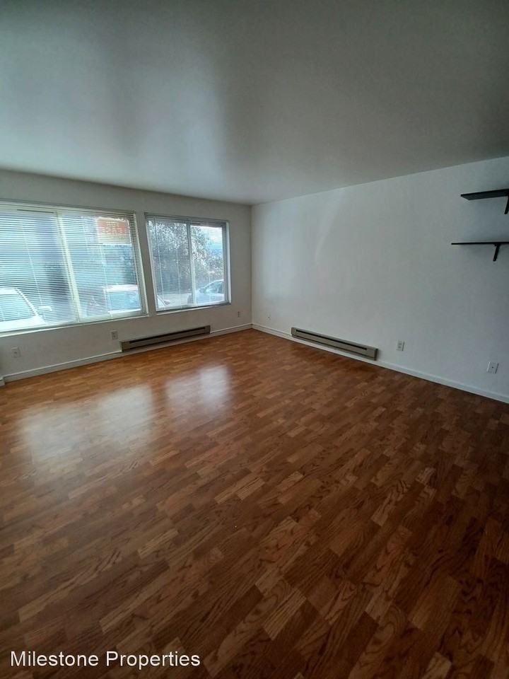 1425 5th Ave N - Photo 2 of 20