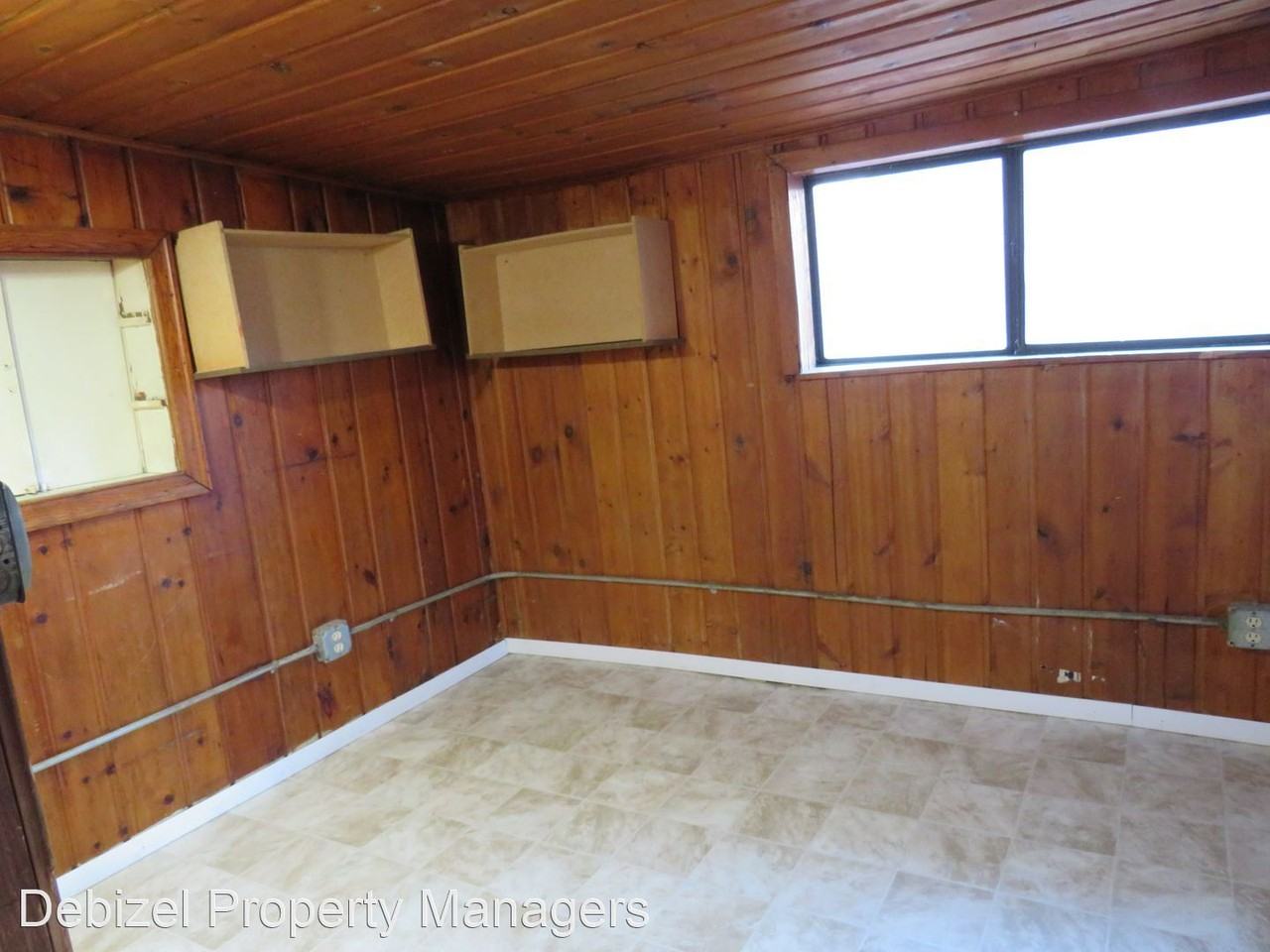 315 S 32nd Street - Photo 3 of 5