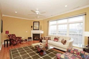 24 Elm St Unit 4A  