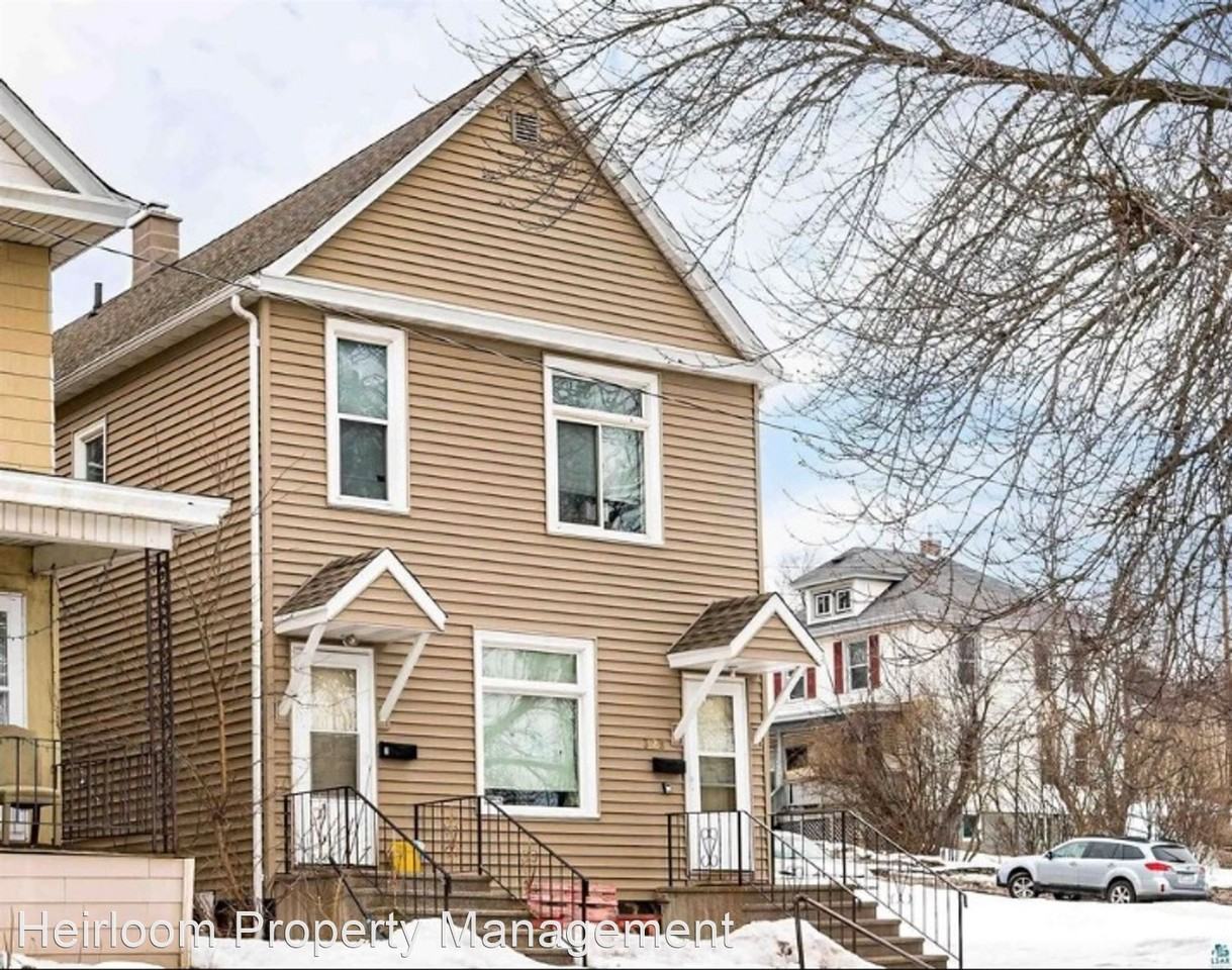 329 E 6th St - Photo 2 of 7