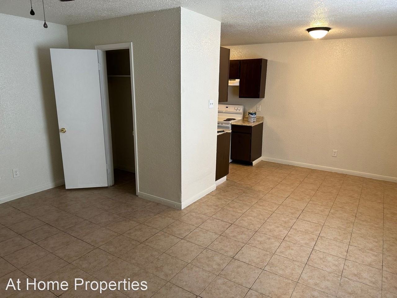 1524 Pine Ridge Drive - Photo 3 of 7