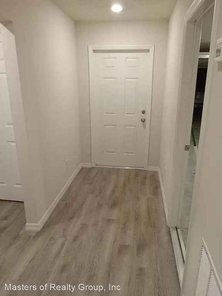 12756 Buffing Rd - Photo 3 of 7