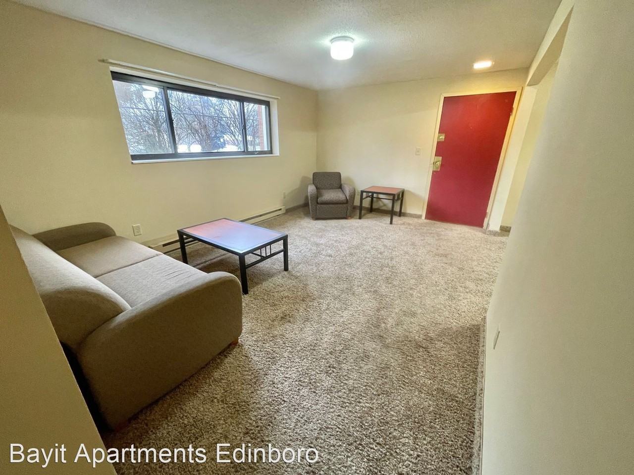 111-834/2016-3047/01-29 Darrow Place - Photo 2 of 3