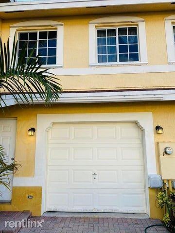 1373 Avon Ln - Photo 3 of 13