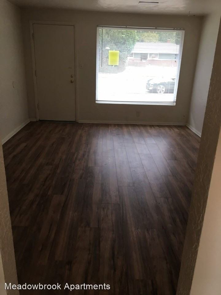 14402 Washington Ave SW - Photo 3 of 4