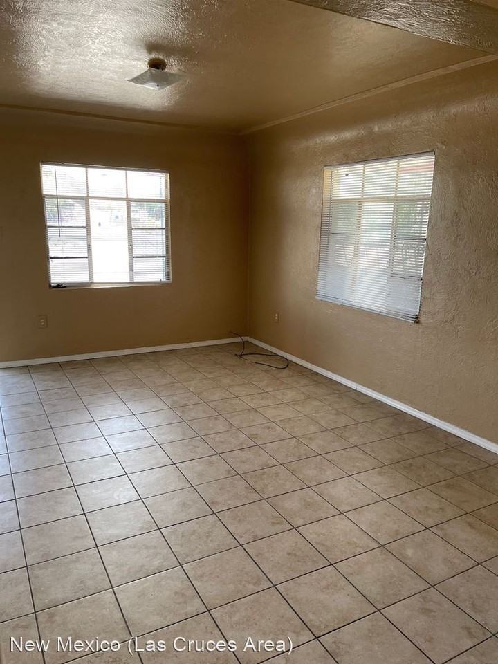 1406 S. Espina - Photo 3 of 8