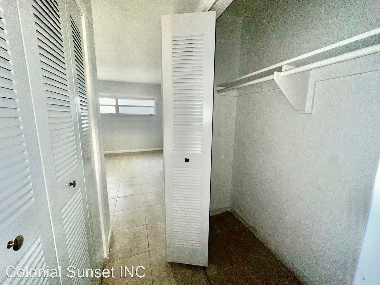 Colonial Sunset Apartments - Photo 3 of 8