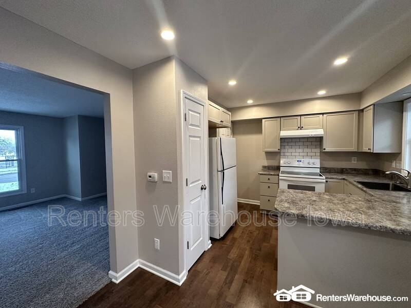 4926 Madison Avenue - Photo 6 of 20