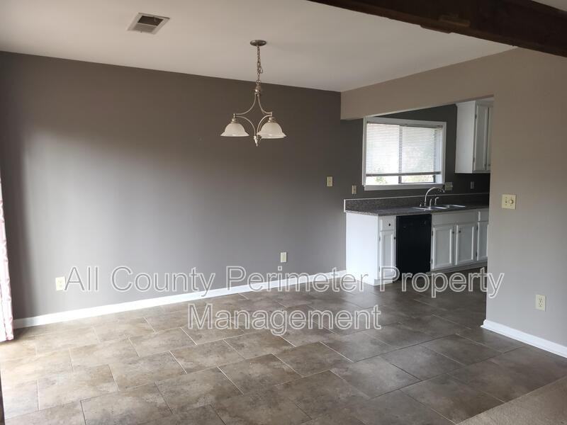 4722 Jamerson Forest Cir - Photo 5 of 15