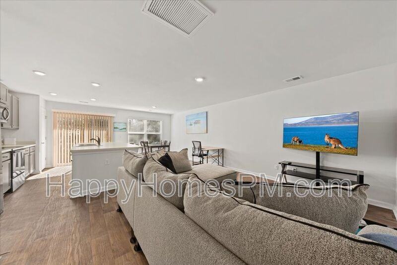 4698 Palm View Cir - Photo 5 of 29