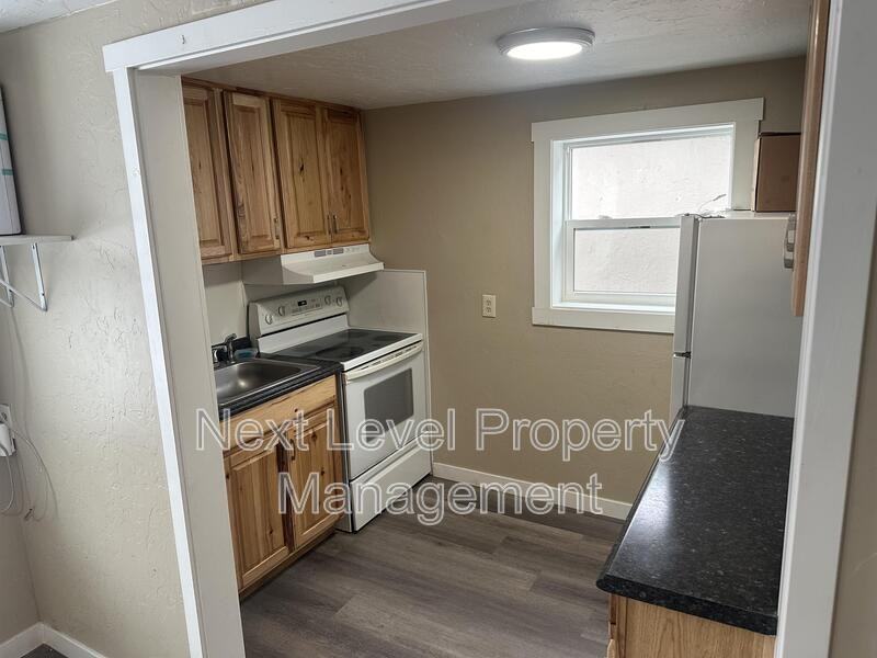 1263 Hwyeast - Photo 2 of 6