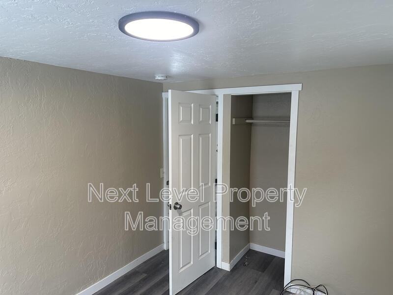 1263 Hwyeast - Photo 5 of 6