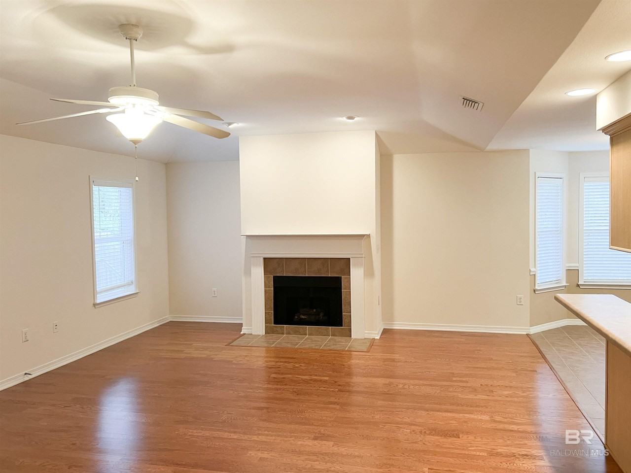 31565 Heidelbrook Loop - Photo 4 of 23