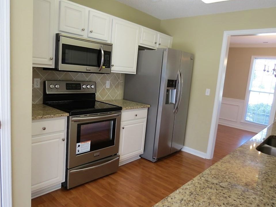 7 Woodhill Ct - Photo 2 of 25