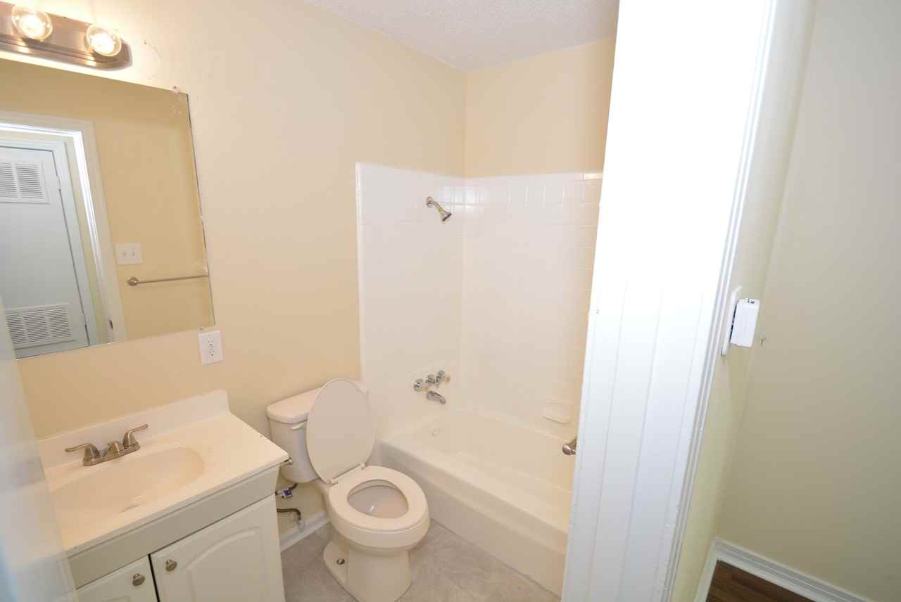 11015 Mara Lynn Rd - Photo 3 of 13