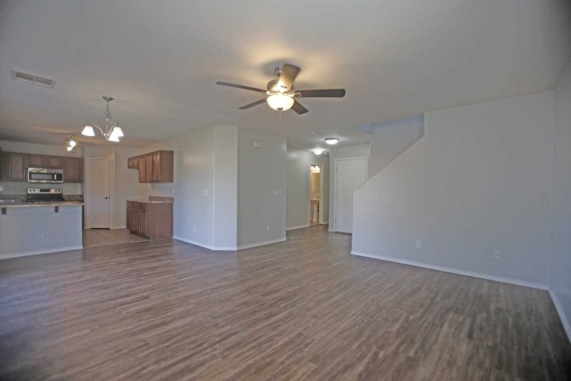 1072 S 166th Dr - Photo 2 of 24